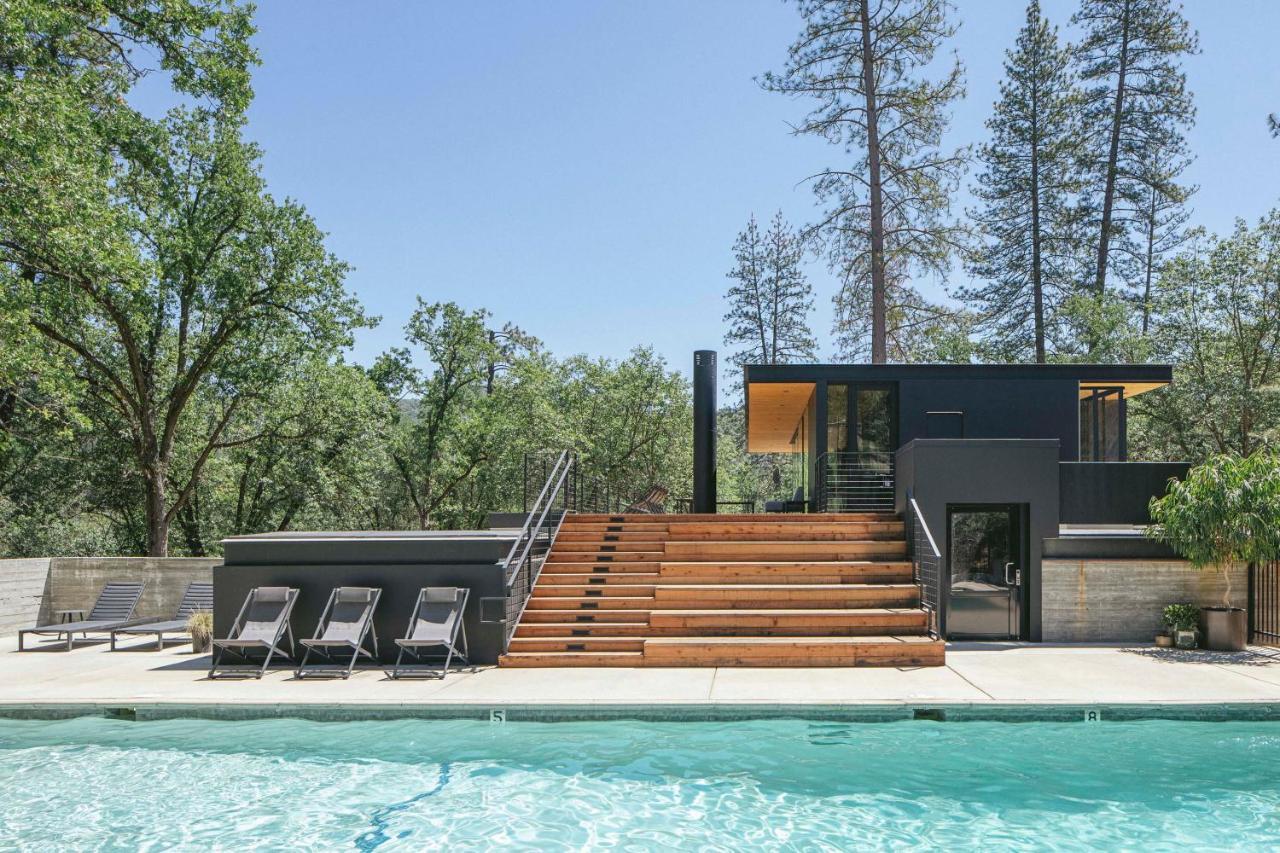 Autocamp Yosemite Hotel